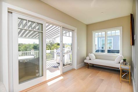 7 Nubble Point York ME 03909