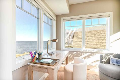 7 Nubble Point York ME 03909