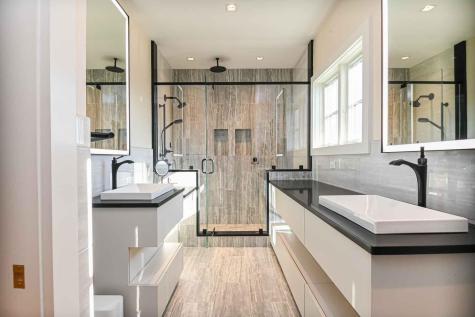 7 Nubble Point York ME 03909