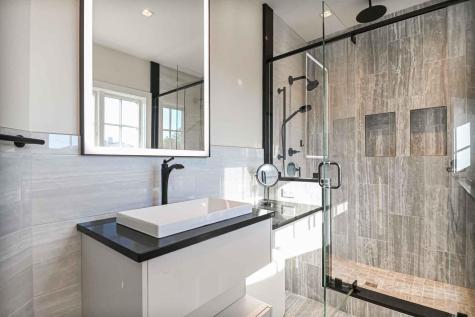 7 Nubble Point York ME 03909