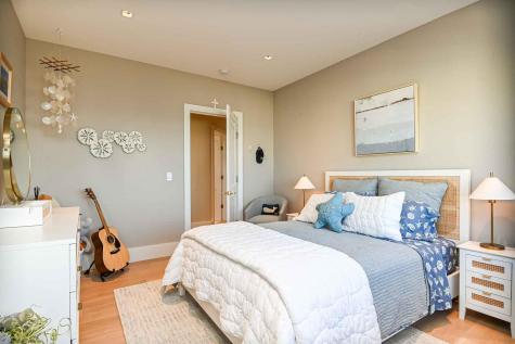 7 Nubble Point York ME 03909