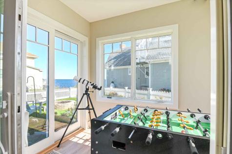 7 Nubble Point York ME 03909