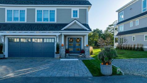 7 Nubble Point York ME 03909