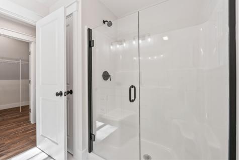 5 Stillwater Drive Gray ME 04039