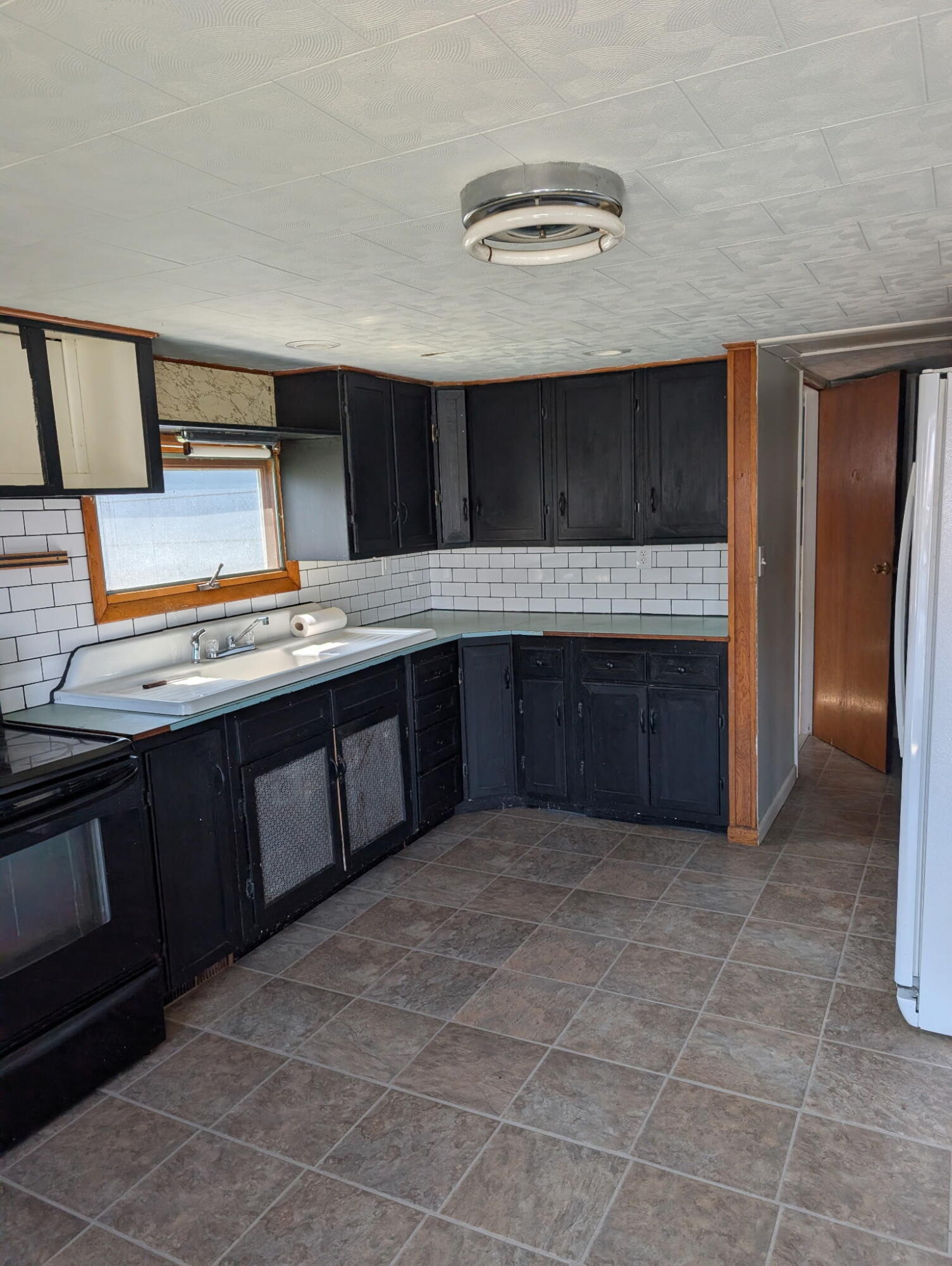 3 Corinth Road Garland ME 04939