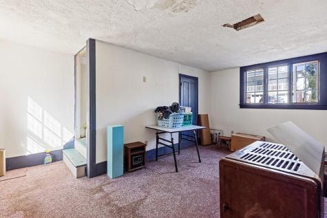 6 Grove Street Hallowell ME 04347