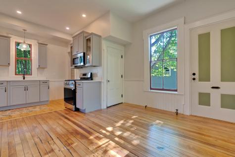 11 Hathorn Street Richmond ME 04357