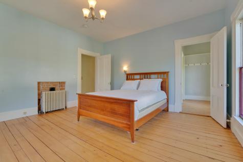 11 Hathorn Street Richmond ME 04357