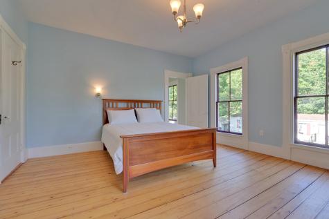 11 Hathorn Street Richmond ME 04357