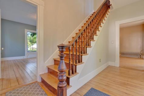 11 Hathorn Street Richmond ME 04357