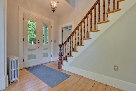 11 Hathorn Street Richmond ME 04357