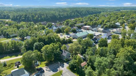 11 Hathorn Street Richmond ME 04357