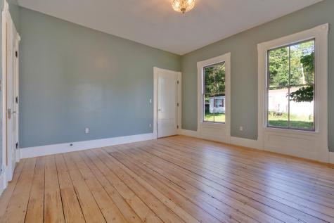 11 Hathorn Street Richmond ME 04357