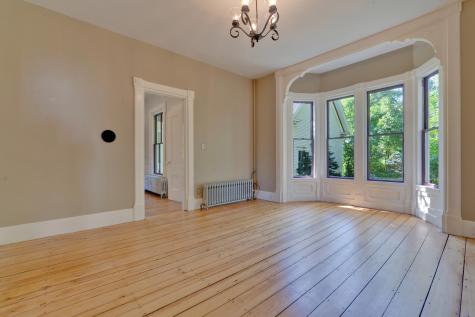 11 Hathorn Street Richmond ME 04357