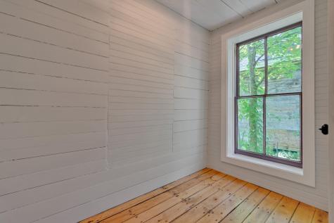 11 Hathorn Street Richmond ME 04357