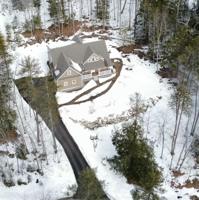 28 Mayberry Landing Naples ME 04055