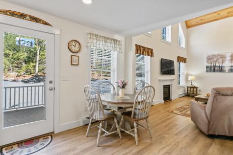 28 Mayberry Landing Naples ME 04055