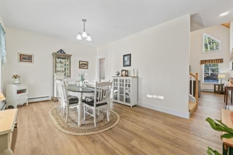 28 Mayberry Landing Naples ME 04055