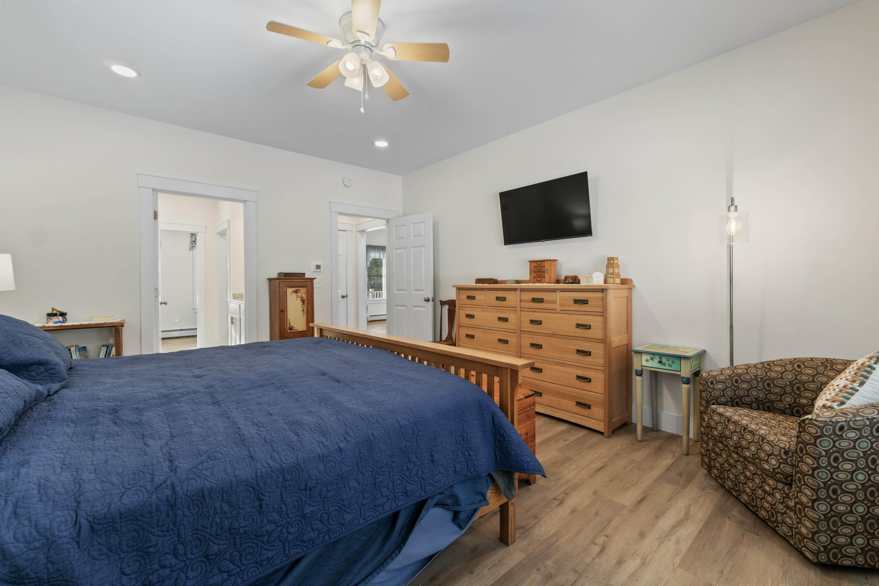 28 Mayberry Landing Naples ME 04055