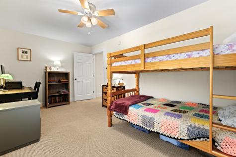 28 Mayberry Landing Naples ME 04055