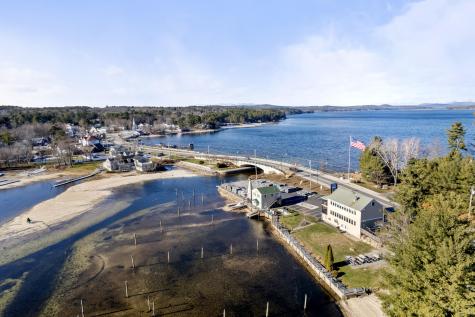 28 Mayberry Landing Naples ME 04055