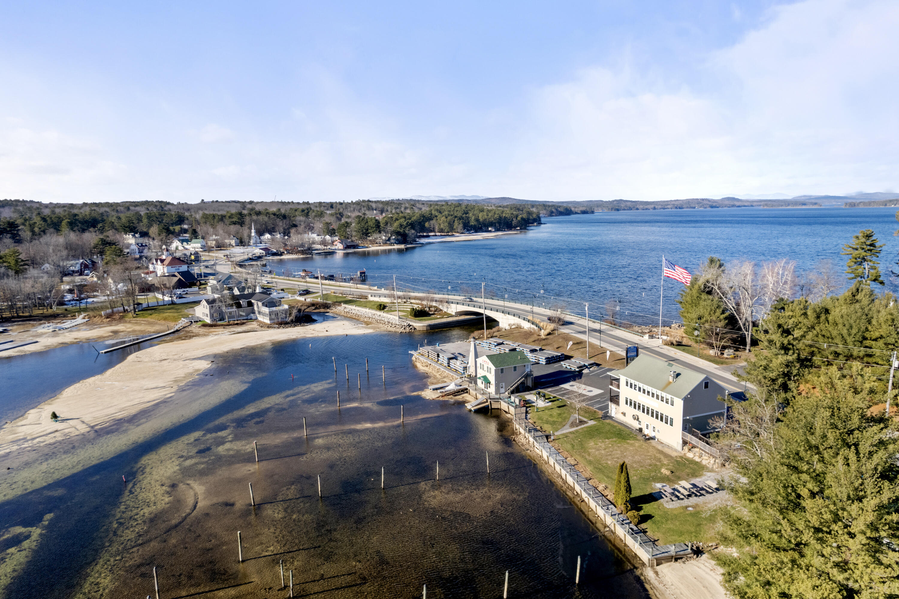 28 Mayberry Landing Naples ME 04055