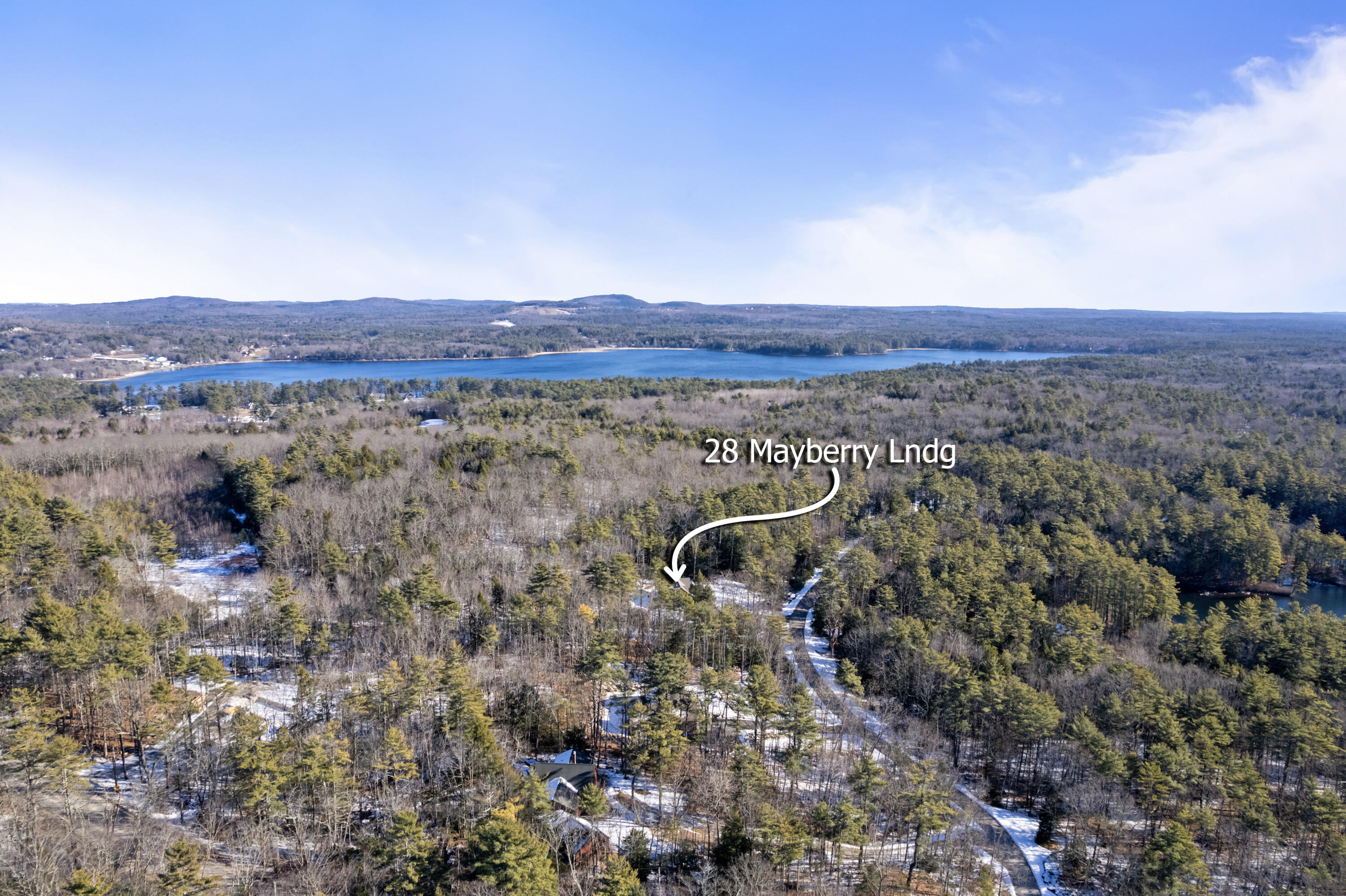 28 Mayberry Landing Naples ME 04055