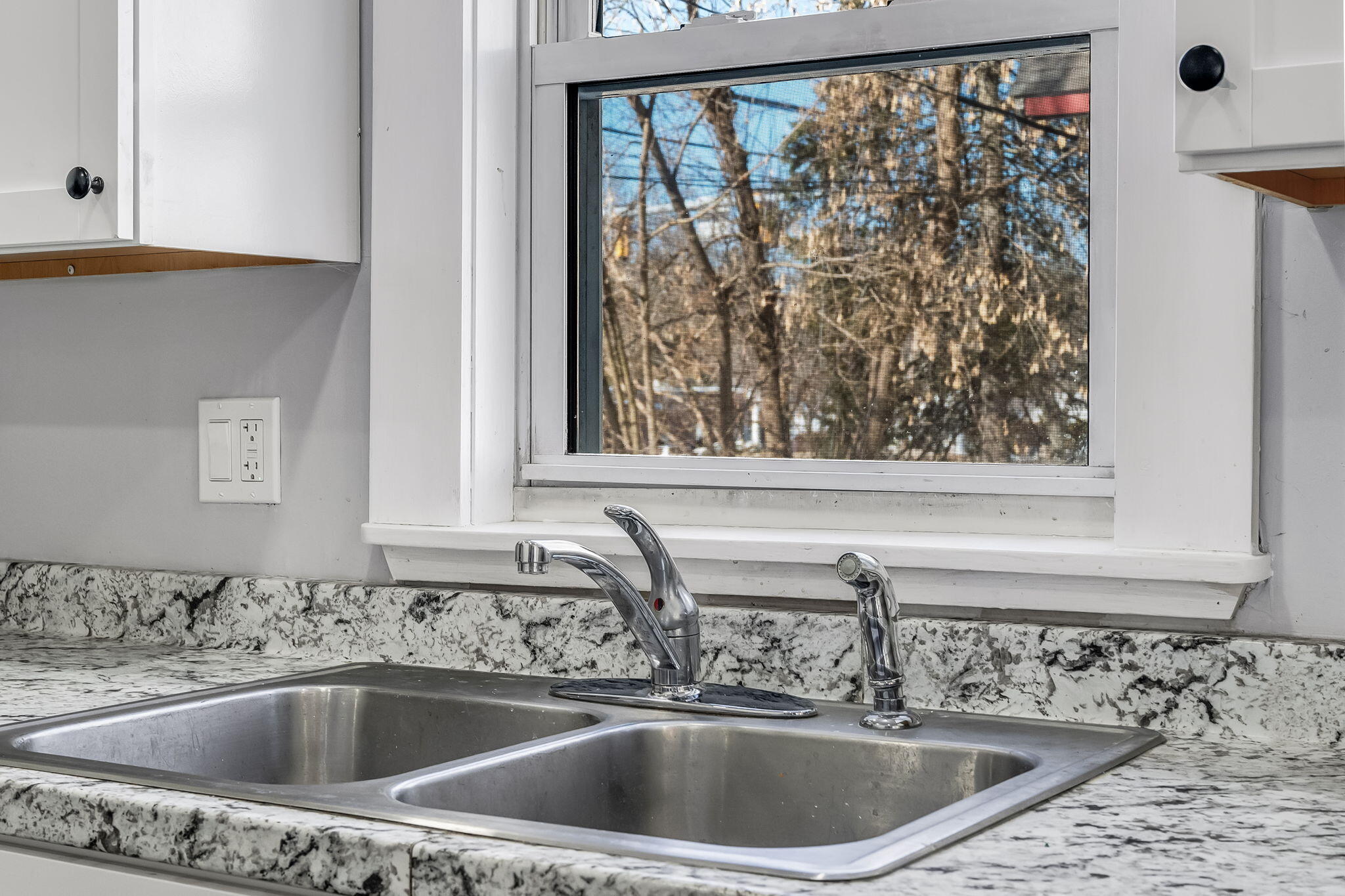 327 Essex Street Bangor ME 04401