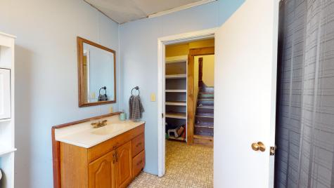 25 Maple Street Skowhegan ME 04976
