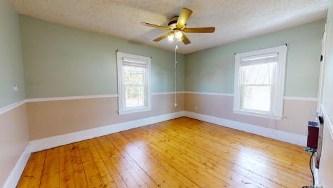 25 Maple Street Skowhegan ME 04976