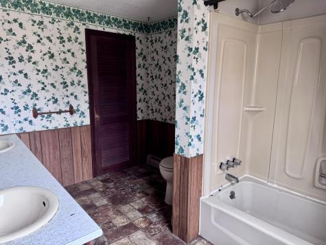 165 Ripley Road Dexter ME 04930