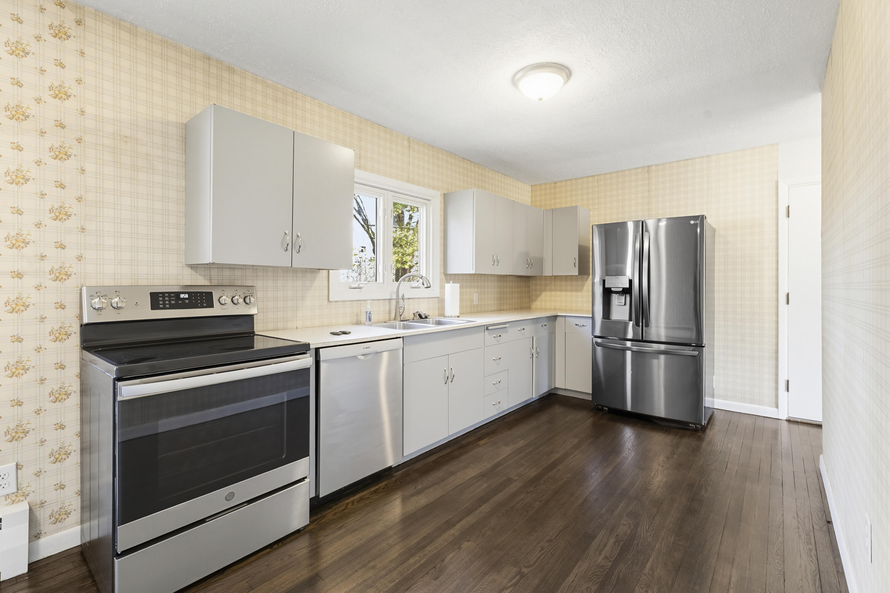 12 Sunset Drive Orono ME 04473