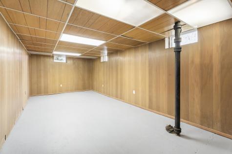 12 Sunset Drive Orono ME 04473