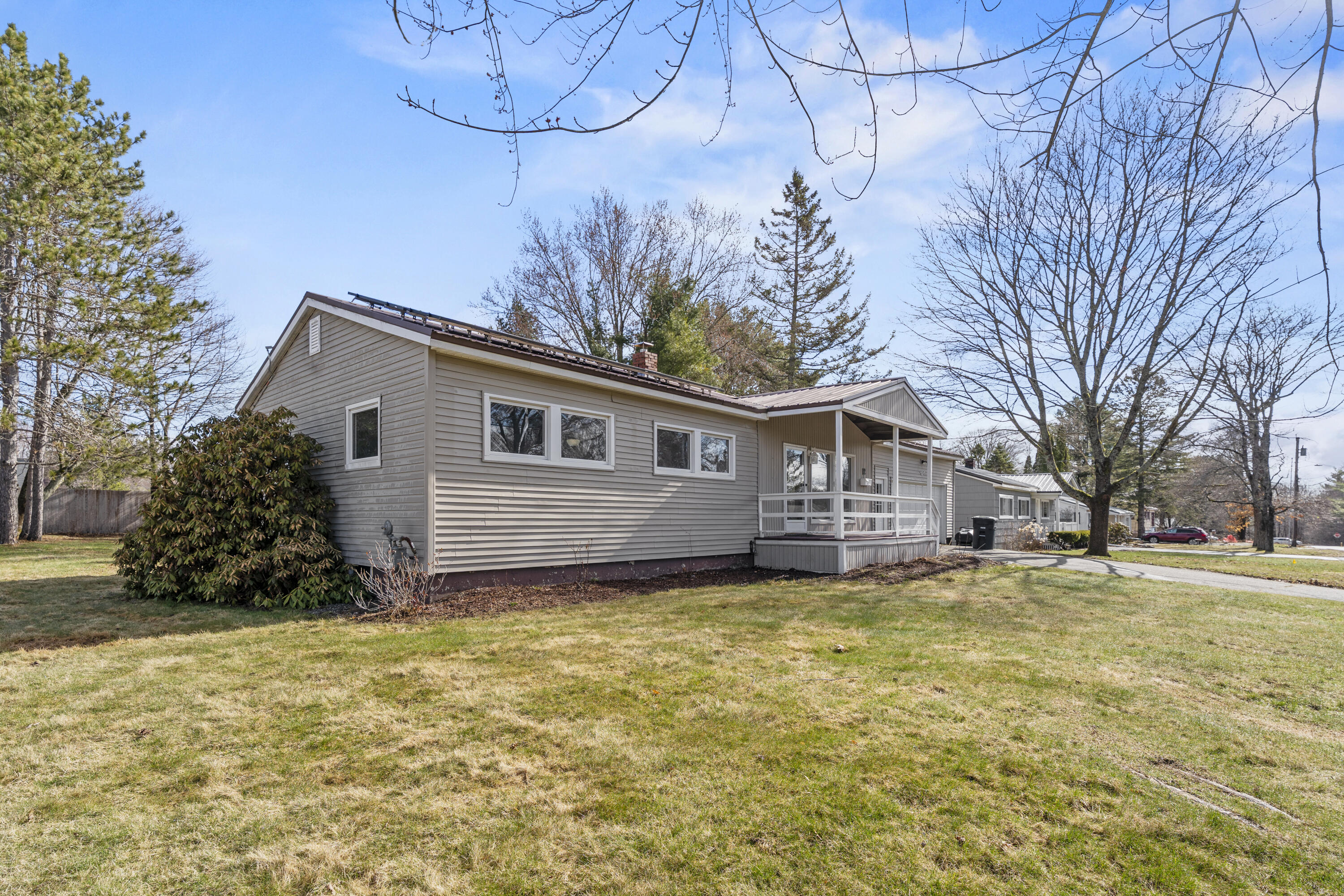 12 Sunset Drive Orono ME 04473