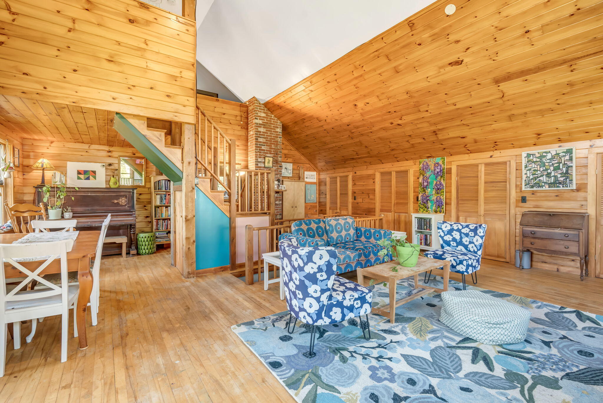 424 Molyneaux Road Camden ME 04843