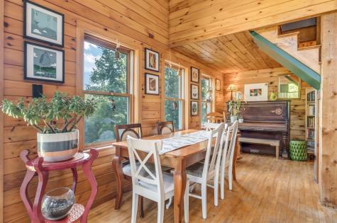 424 Molyneaux Road Camden ME 04843