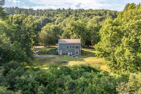 424 Molyneaux Road Camden ME 04843