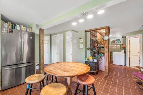 424 Molyneaux Road Camden ME 04843