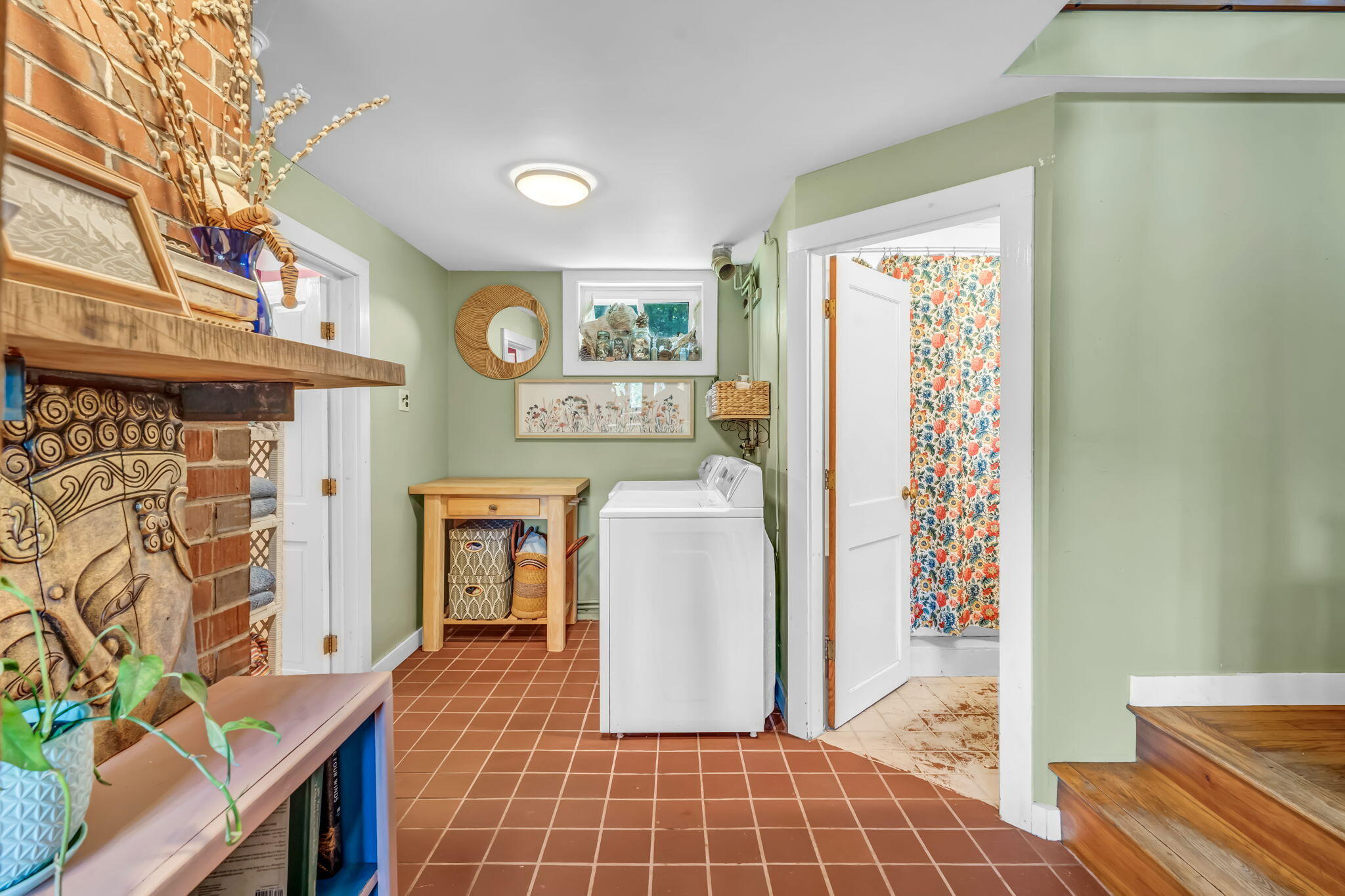 424 Molyneaux Road Camden ME 04843