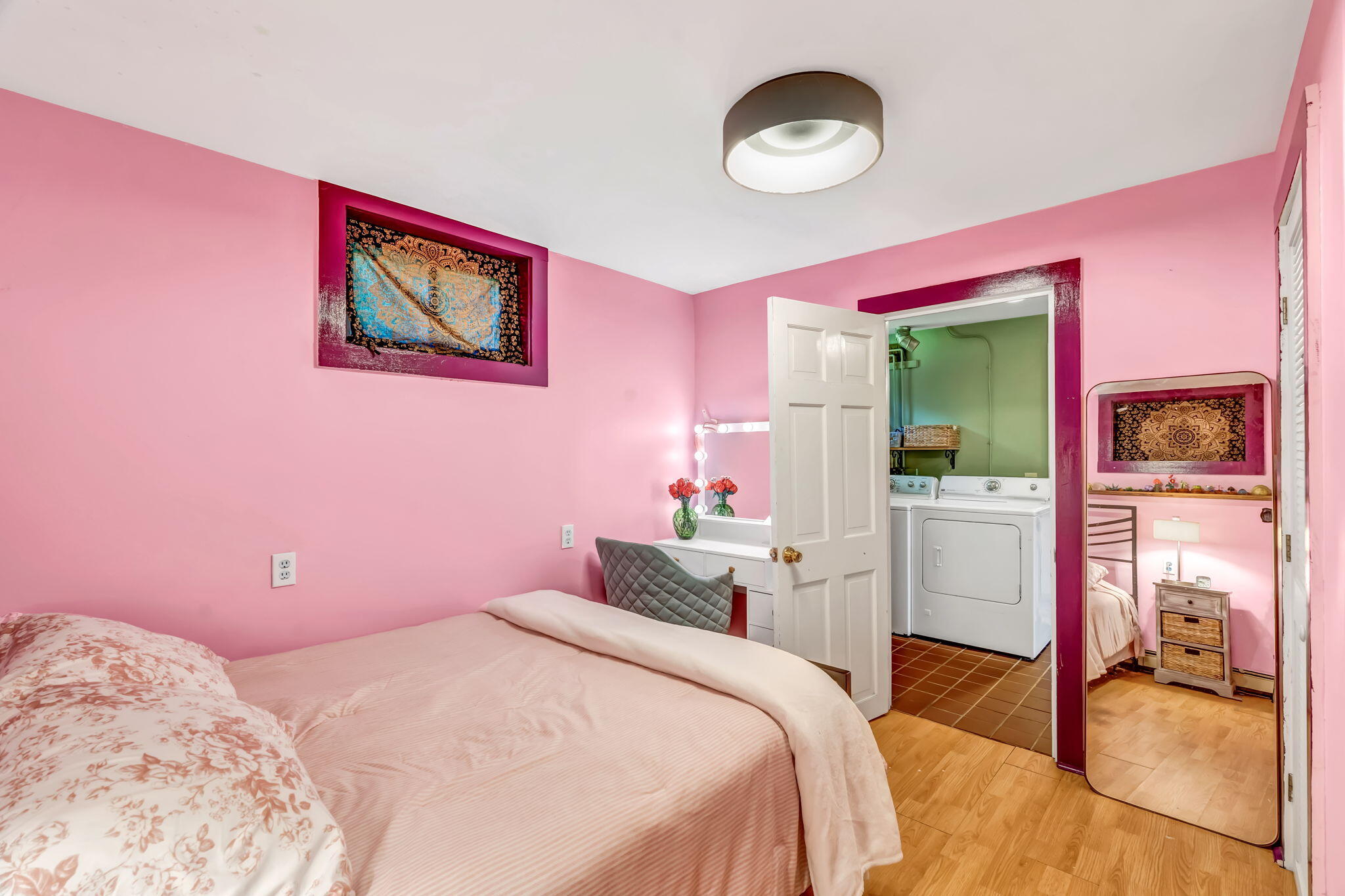 424 Molyneaux Road Camden ME 04843