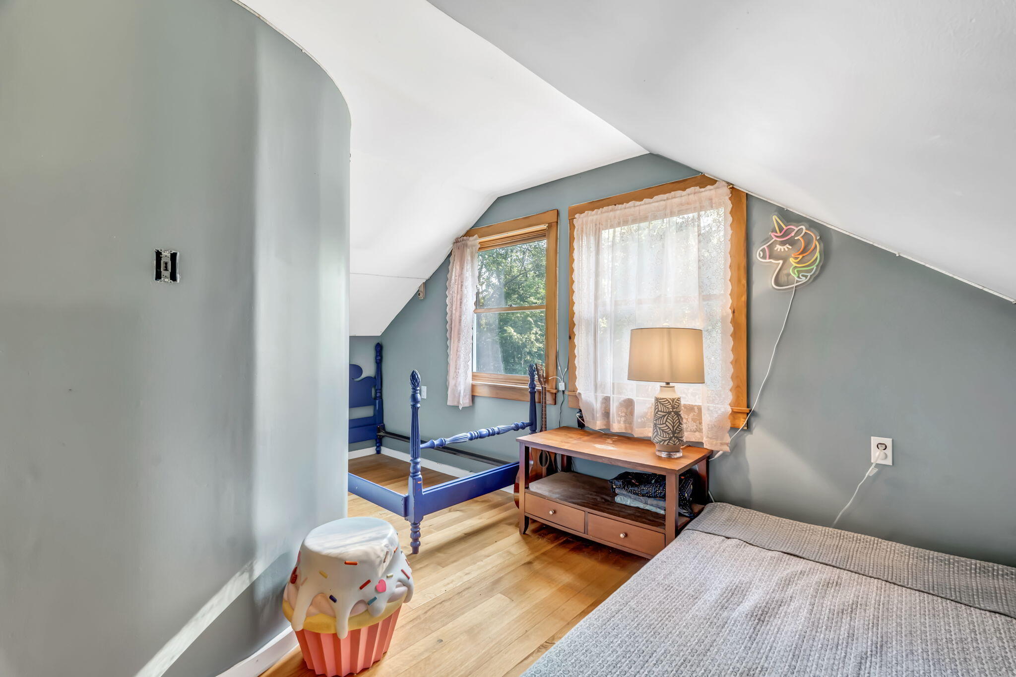 424 Molyneaux Road Camden ME 04843