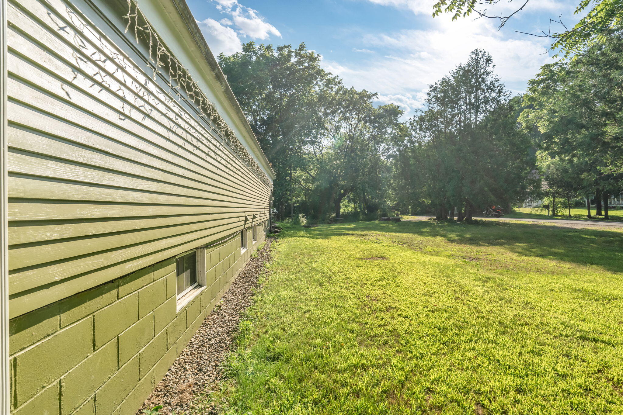 424 Molyneaux Road Camden ME 04843