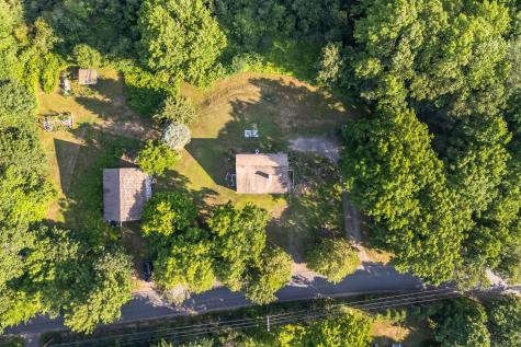 424 Molyneaux Road Camden ME 04843