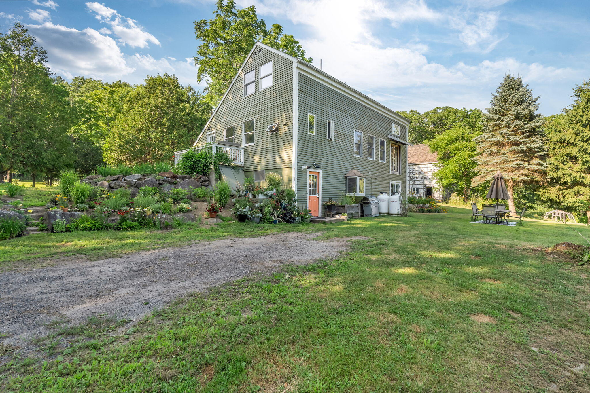 424 Molyneaux Road Camden ME 04843