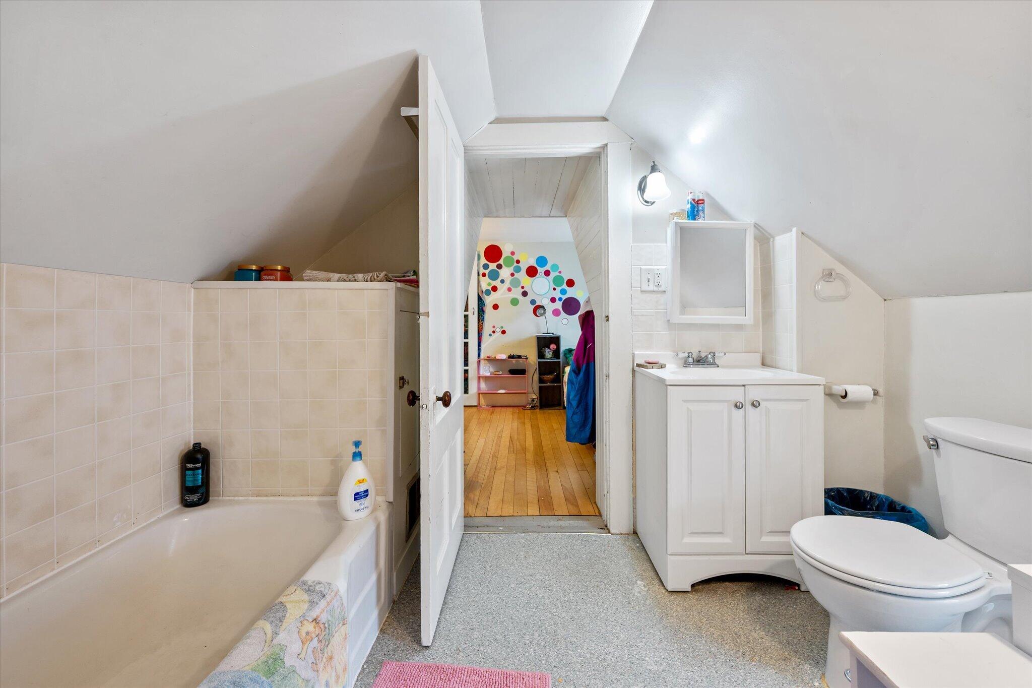 15 Grant Street Bangor ME 04401
