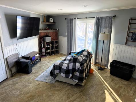 8 Powell Lane Friendship ME 04547