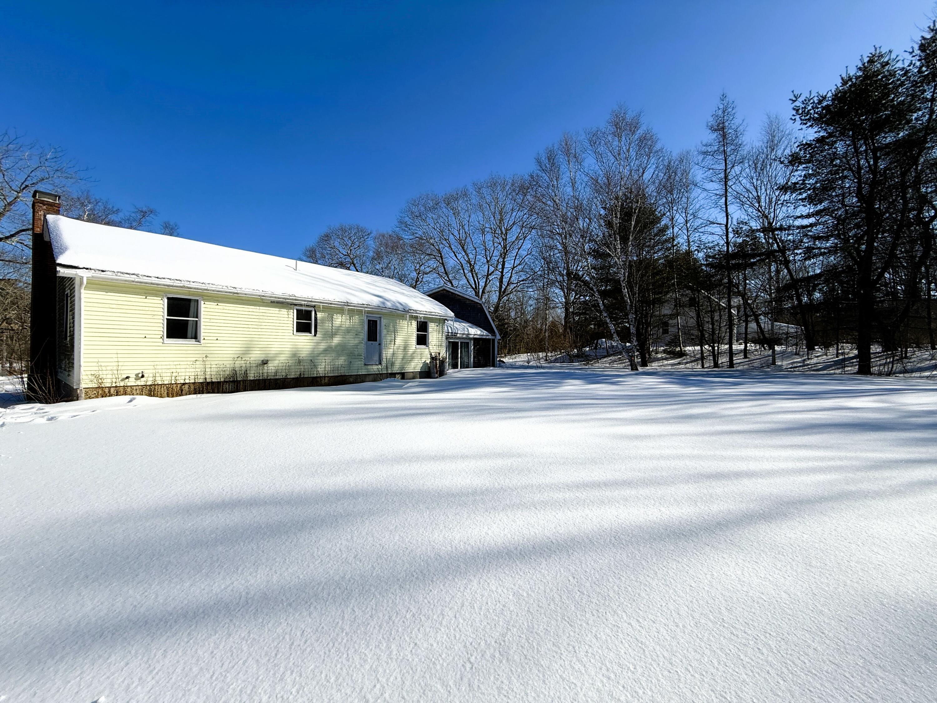 8 Powell Lane Friendship ME 04547