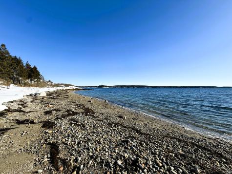 8 Powell Lane Friendship ME 04547