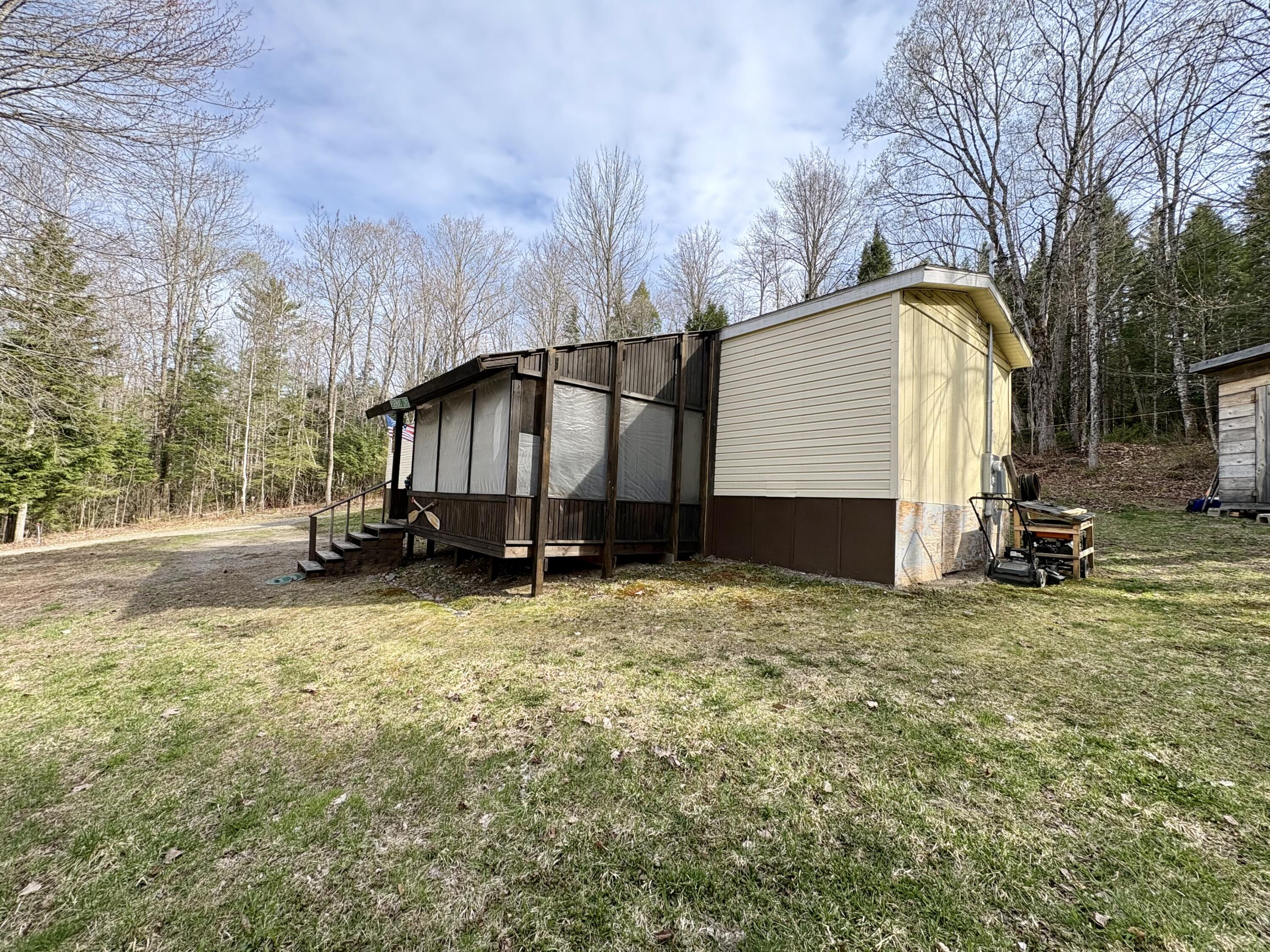36 Springfield Road Winn ME 04495