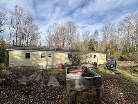 36 Springfield Road Winn ME 04495